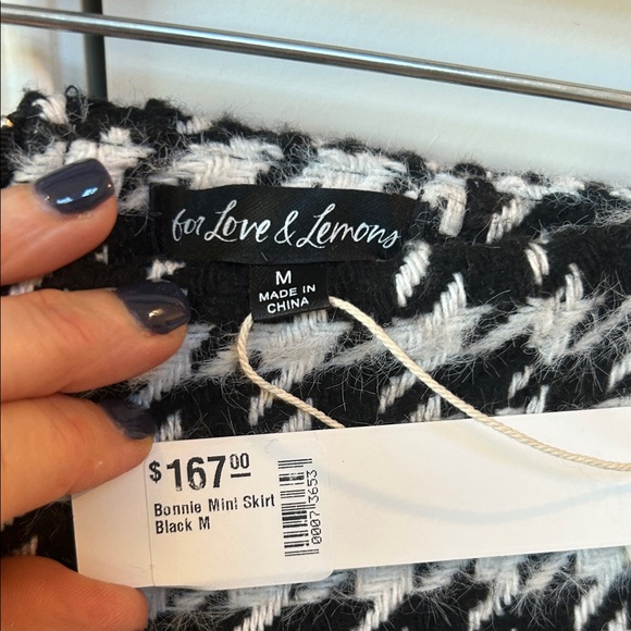 NWT for Love & Lemons Mini  Houndstooth Women's Skirt (sz M) - Picture 3 of 5